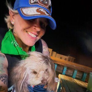 Meet your Posher, Nikki